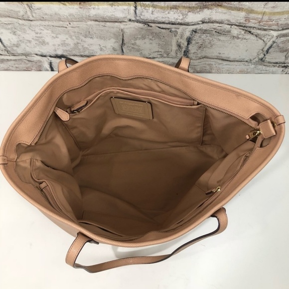 Coach Tan Blush Large Tote Bag Purse - Picture 4 of 6
